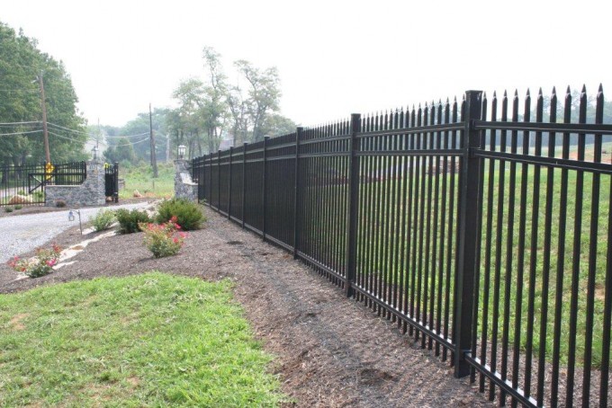 2160 Aluminum Fence