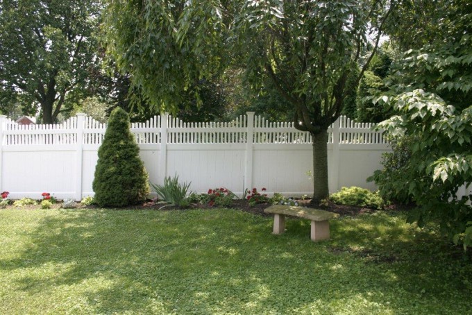 Privacy Fence With New England Picket Accent