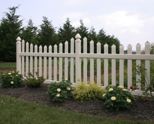 vinyl fencing