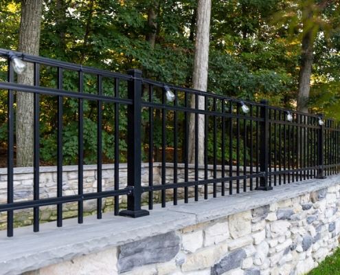 Black aluminum pool fence